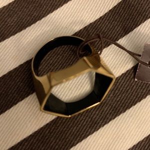 henri bendel Jewelry - Henri Bendel Ring sz 7 NWT henri bendel Jewelry - Henri Bendel Ring sz 7 NWT